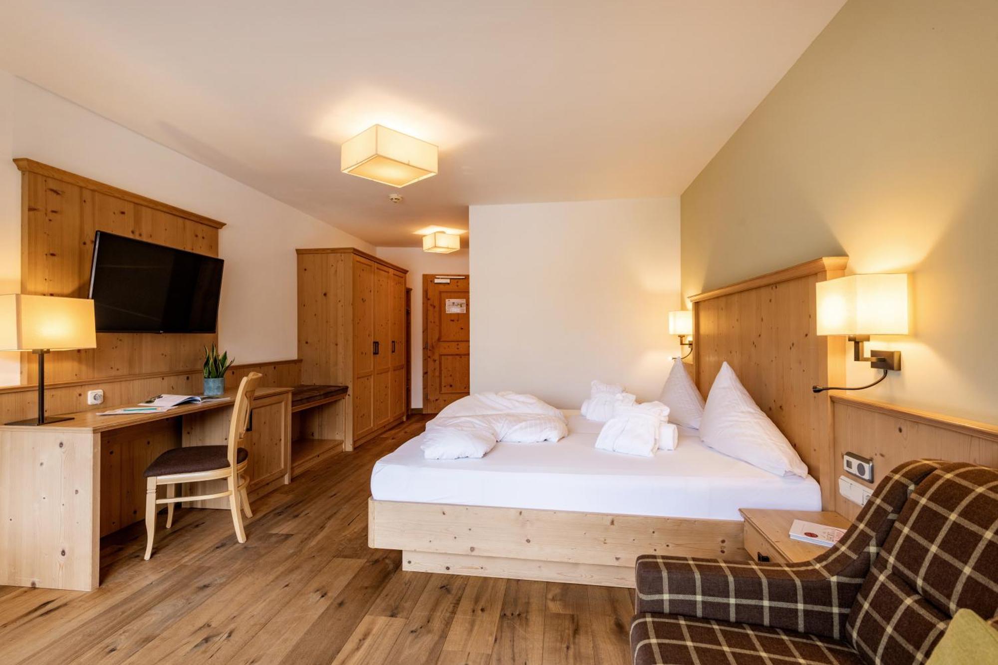 Alpen Glueck Hotel Kirchberger Hof Kirchberg in Tirol Esterno foto